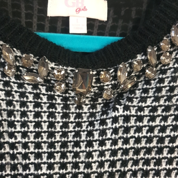 GB Girls Sweater - Picture 2 of 4